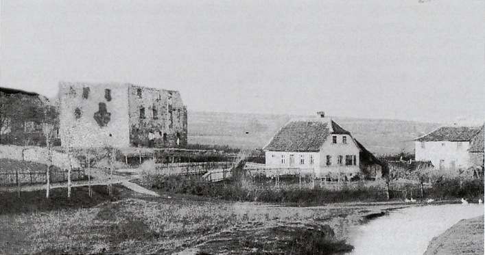 Das ehemalige Schloß nach dem Brand 1866