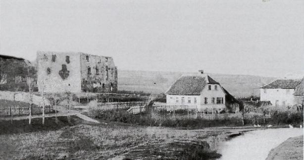 Das ehemalige Schloß nach dem Brand 1866