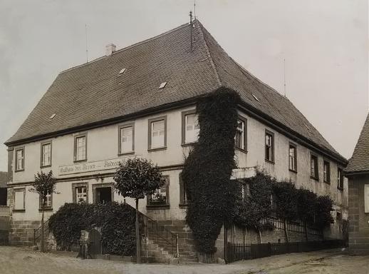 Andreas Hofmann, Gartenwirtschaft mit Kegelbahn