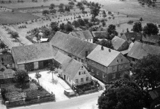 Der Neubau ist fertig, um 1960