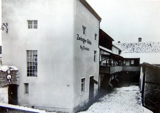 Zwinger-Bräu, Brauerei und Gaststätte